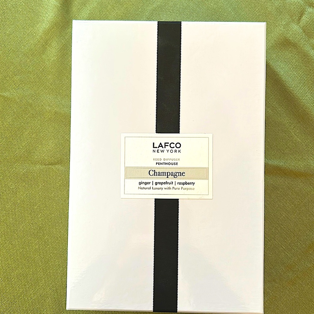 Lafco Champagne / Penthouse Handblown Glass Reed Diffuser